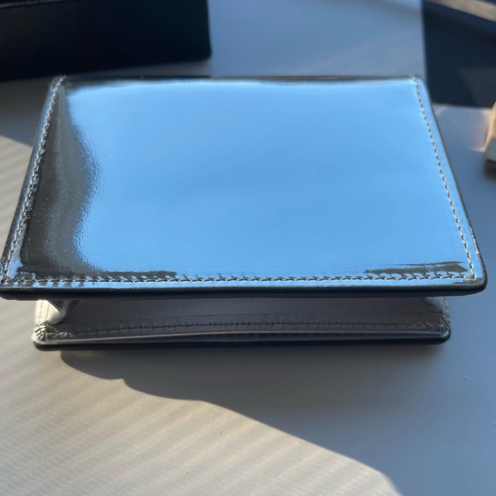 MCM Diamond Silver  Leather Wallet. Full Inclusion - Picture 8 of 11